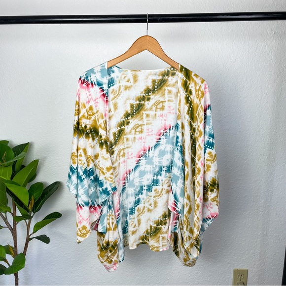 -`♡´- Free! Style Rack Tie Dye Multicolor Aztec Kimono Size S - Picture 3 of 10